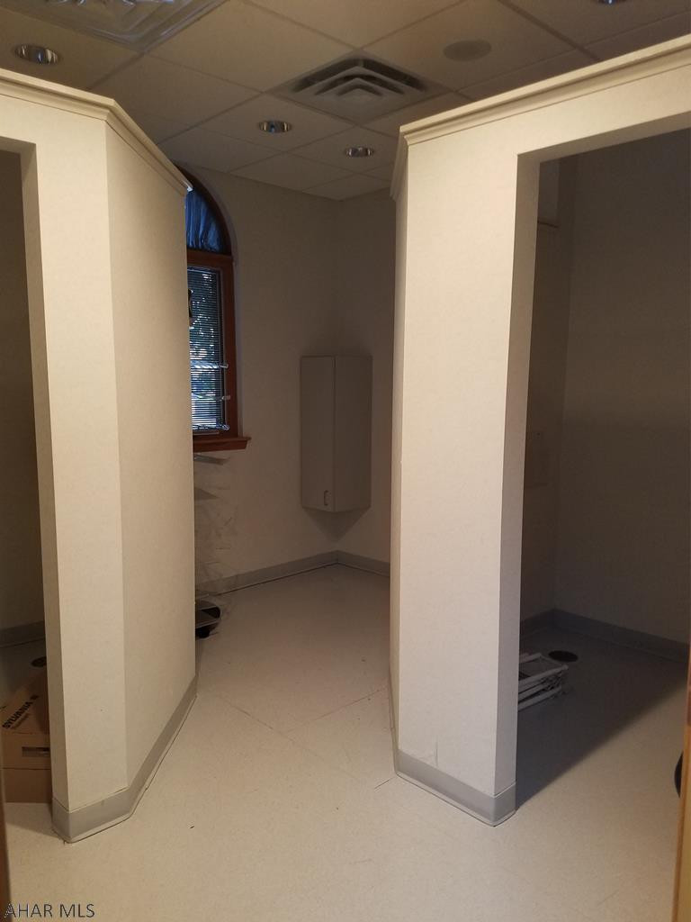 Unknown - Commercial Sale