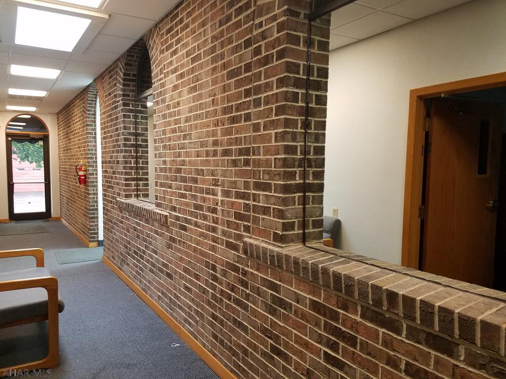 Unknown - Commercial Sale