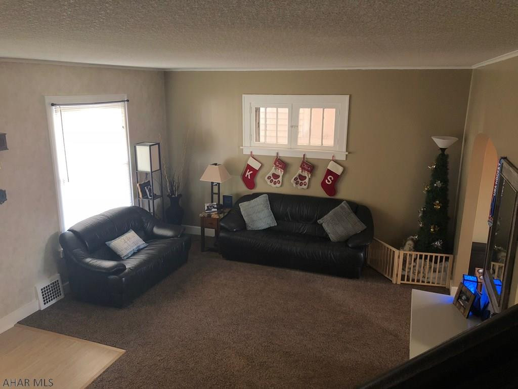 Juniata - Residential