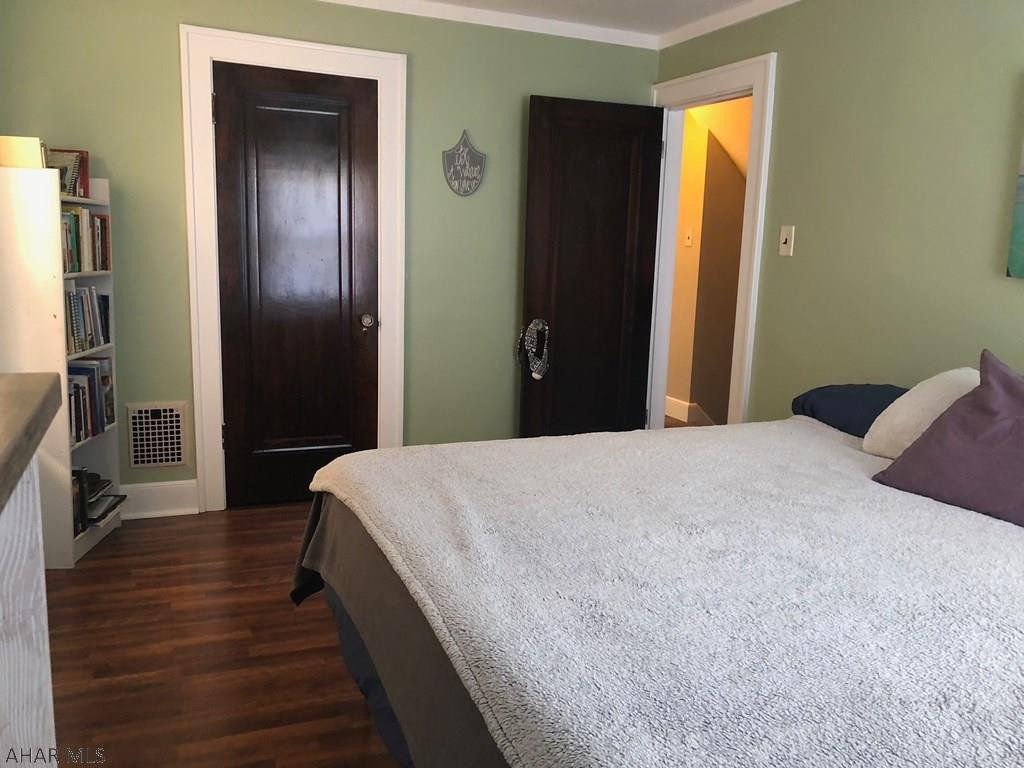 Juniata - Residential