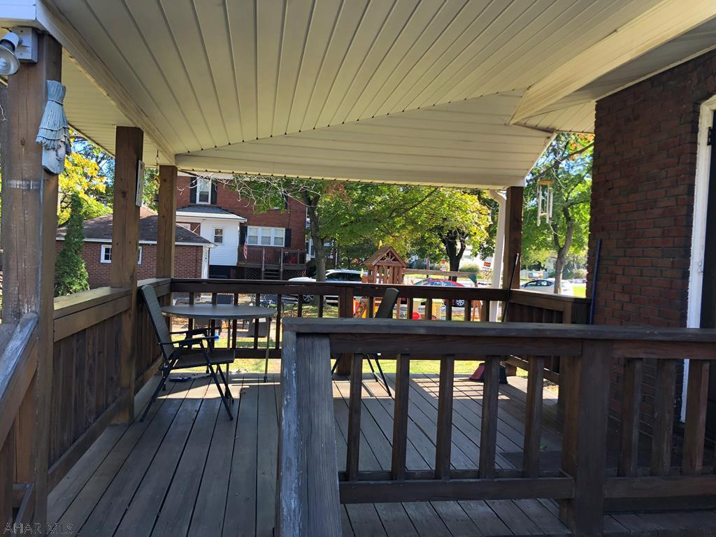 Llyswen - Residential