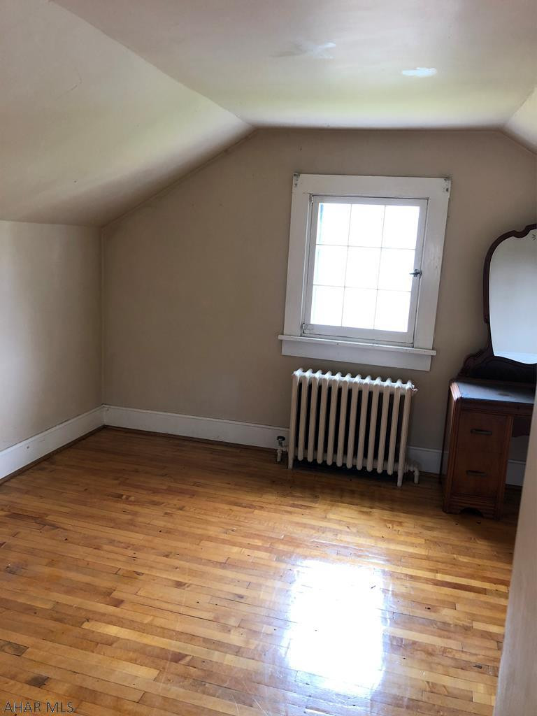 Llyswen - Residential