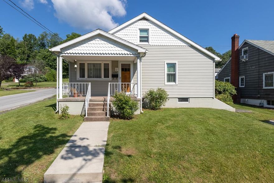 Corner lot on Hudson Avenue convenient to schools and shopping.  This 1.5 story home has hardwood floors in living room and 1st floor bedrooms.  1st floor bath, walk in shower.  Large 2nd floor bedroom has spacious closet and plenty of storage and half bath.  Carport/patio, shed included.  Perfectly maintained, perfect for your first move or downsizing.