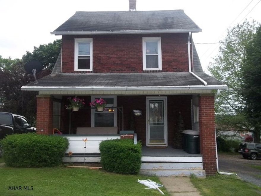 This one is move in ready in a quiet and cozy area in Cresson. Great location with easy access to Penn Cambria School District. Low taxes and low utilities makes this home a great find.This three bedroom home features all new carpeting and flooring, insulated windows and brand new sewer line. There are California Closet units in the second floor hall for additional storage. The third floor is finished and may serve as the third bedroom, den or playroom. Motivated Sellers, this one one won't last long !!