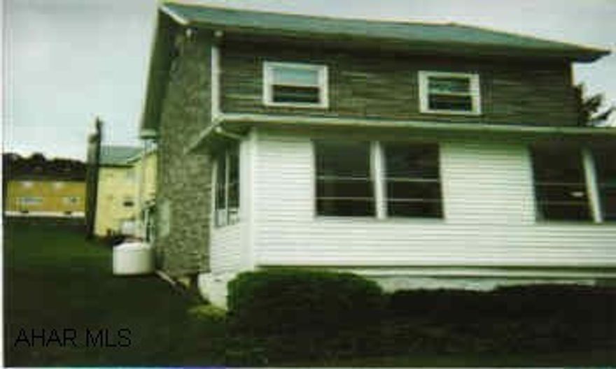 2 story 3 bedroom home with 1.5 baths, 3rd bedroom on third floor. 3 bedrooms, 2BR on 2nd floor and 1BR on 3rd floor, 1.5 baths, fenced yard, off street parking, back deck and enclosed porch.