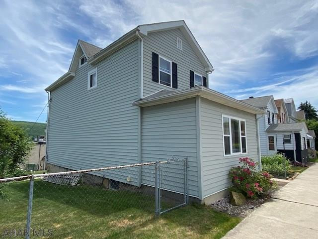 Unknown - Residential