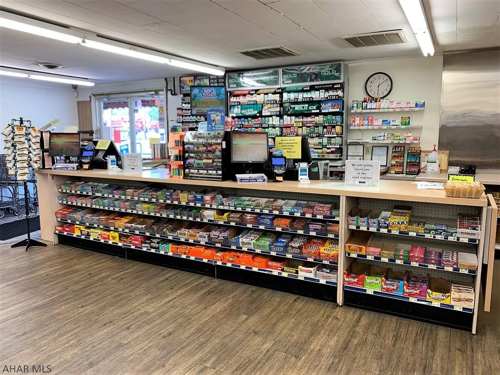 Unknown - Commercial Sale