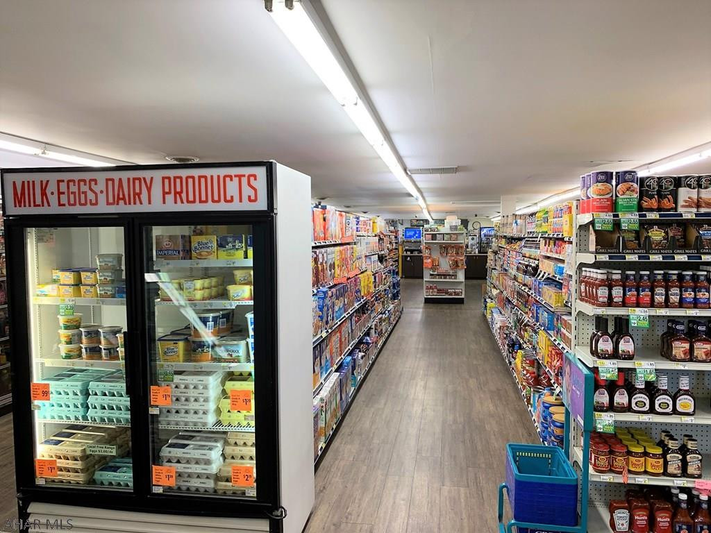 Unknown - Commercial Sale