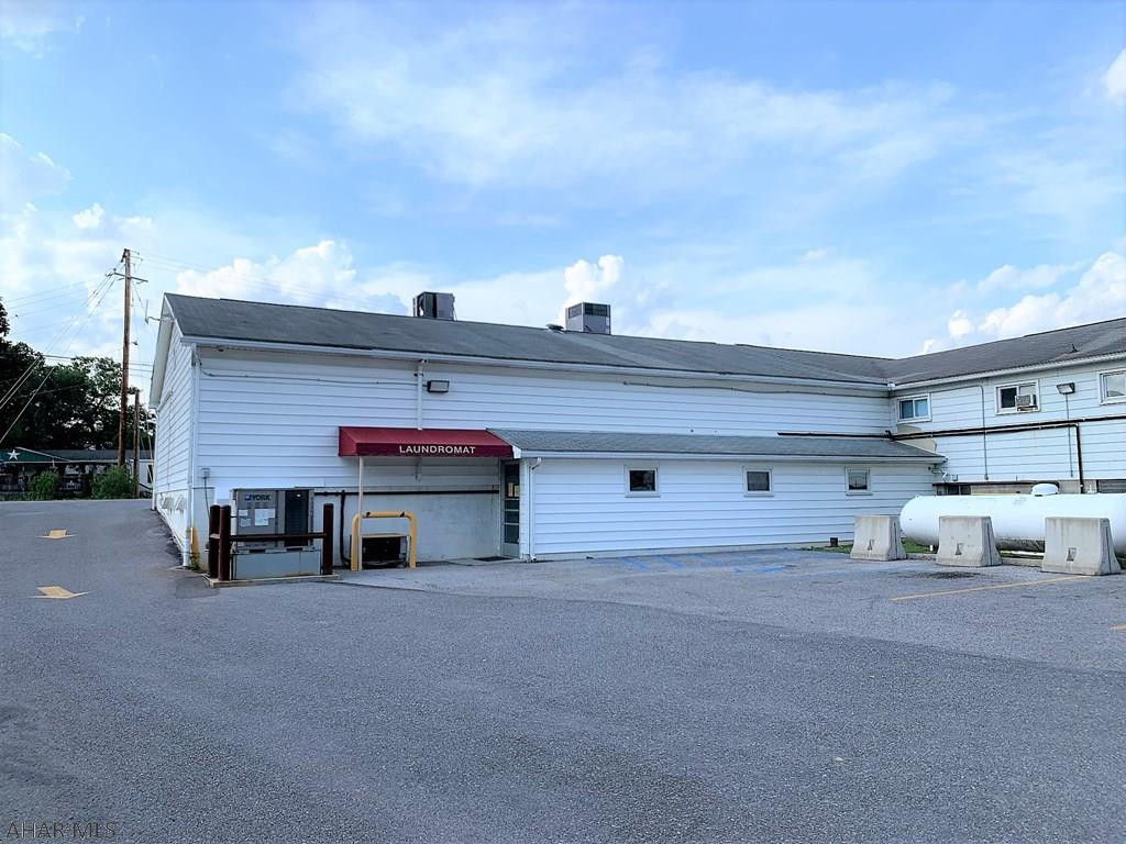 Unknown - Commercial Sale