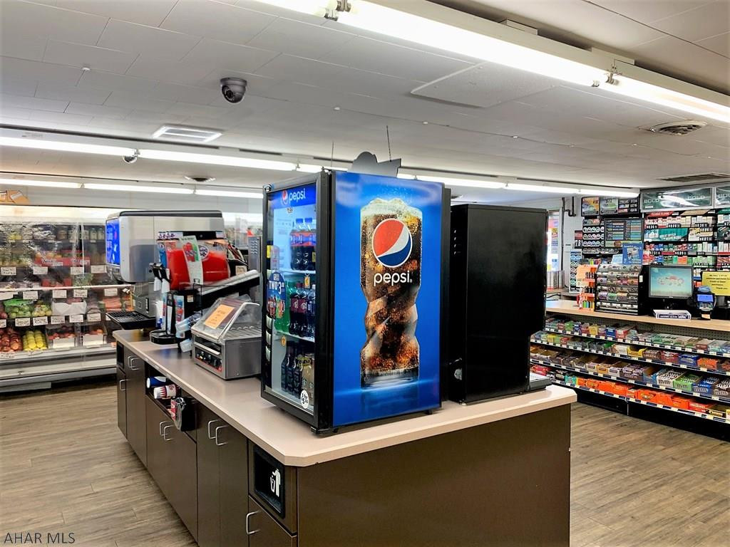 Unknown - Commercial Sale