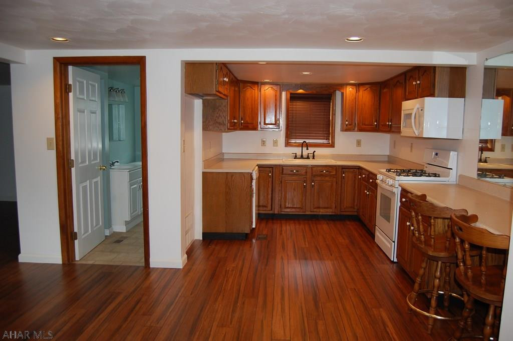 Lakemont - Residential