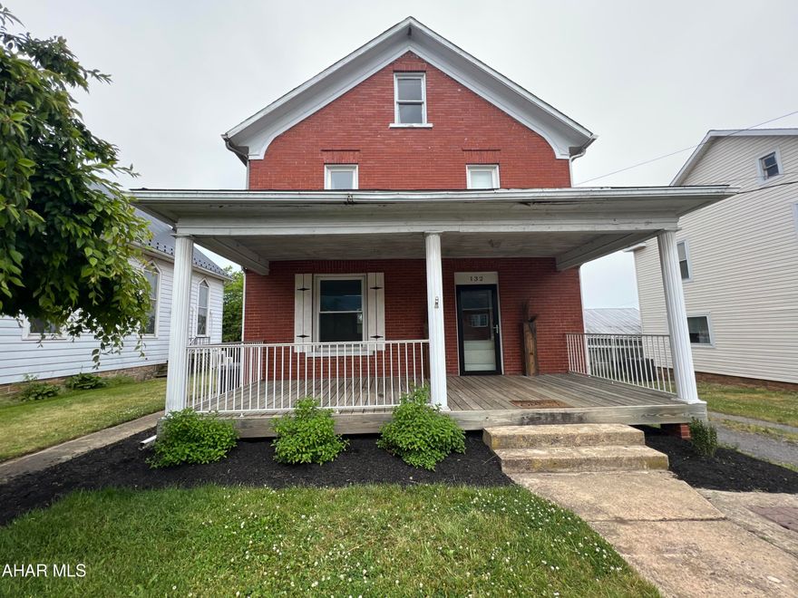 Looking for a charming and cozy house to make your own? Look no further than 132 Main St in the lovely town of Woodbury, PA. This 3-bedroom, 1-bathroom offers ample room.

As you step inside this inviting home, you'll be greeted by a warm and open living room. The kitchen and dining area are just steps away, 

Original hardwood floors in the dining room.  New flooring throughout the upstairs, updated bathroom and second floor laundry. 
large deck outside for entertaining has a beautiful view of the large pond.  

Call today for a personal tour