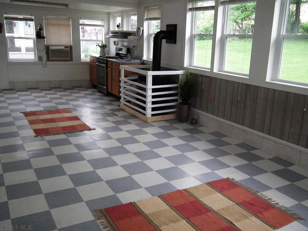 Unknown - Residential