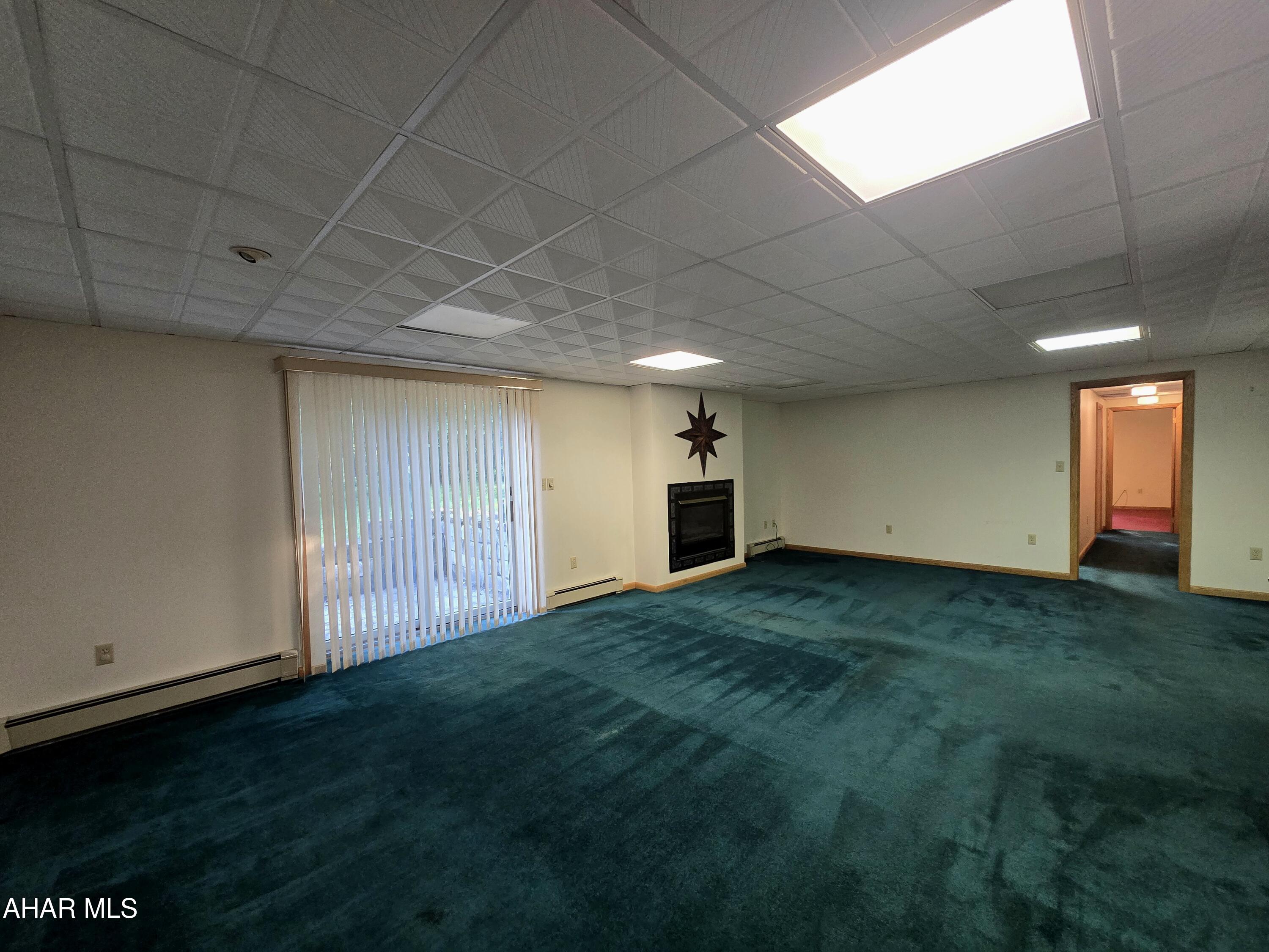 Holiday Manor - Residential