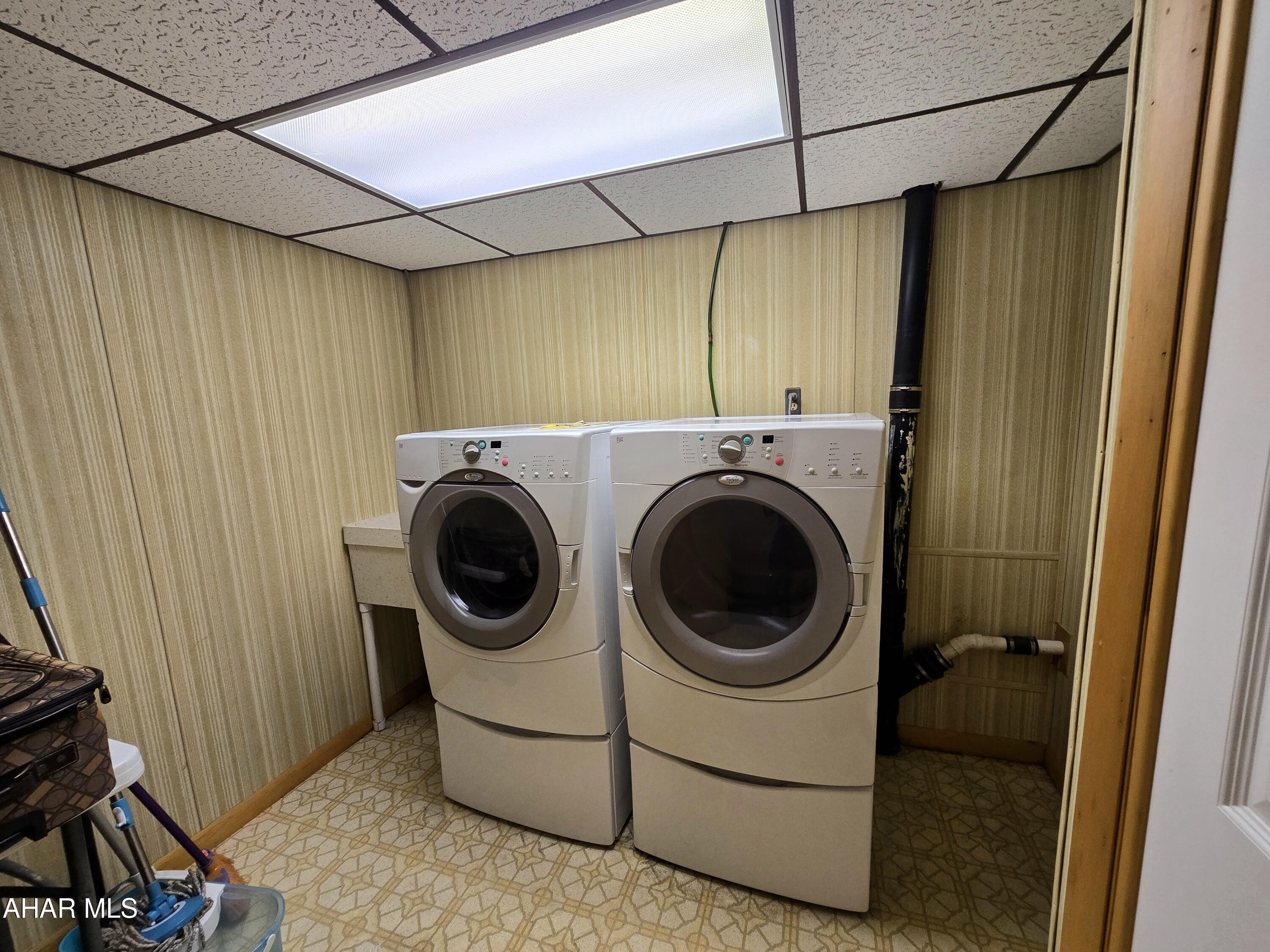 Holiday Manor - Residential