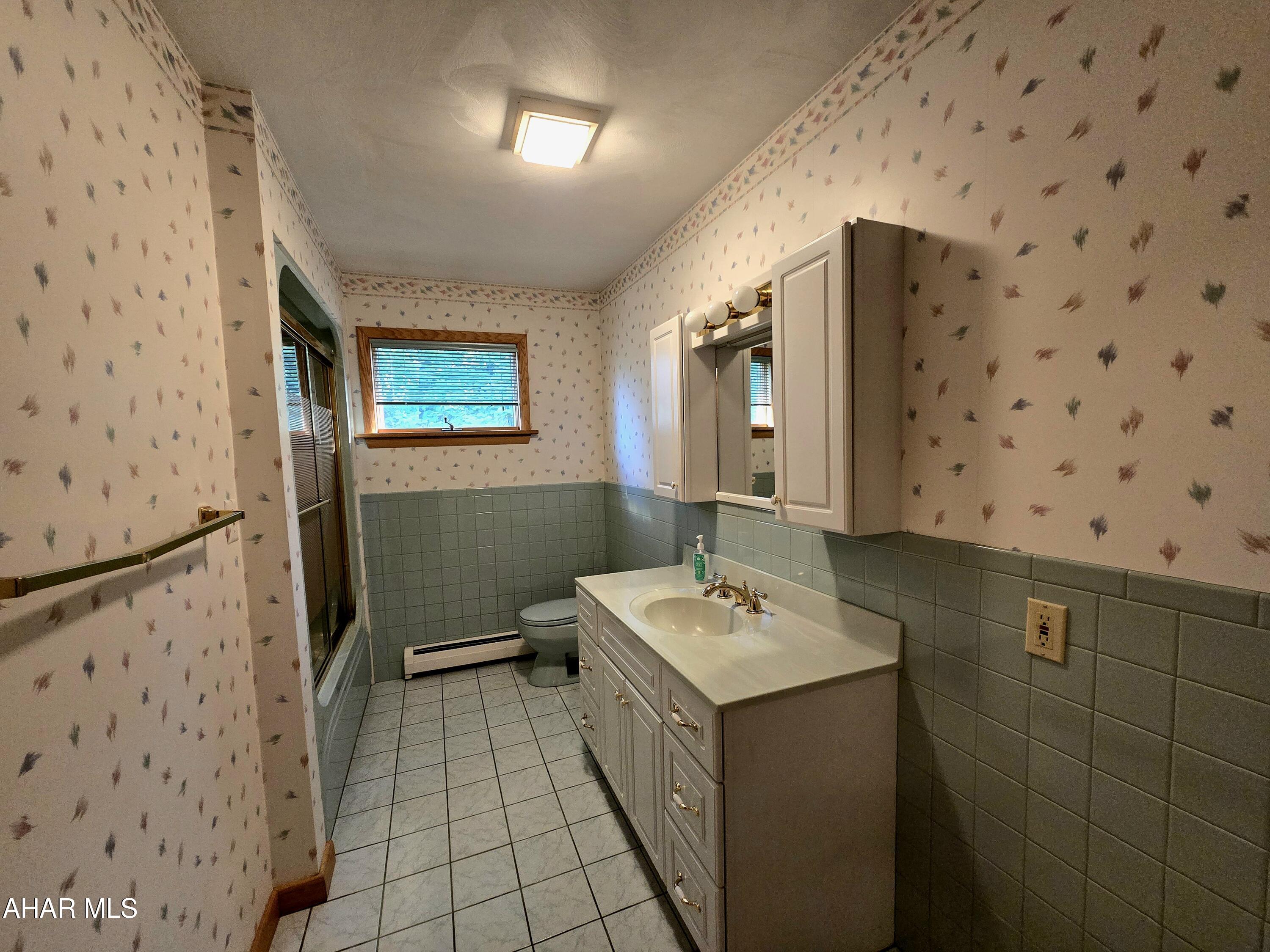 Holiday Manor - Residential