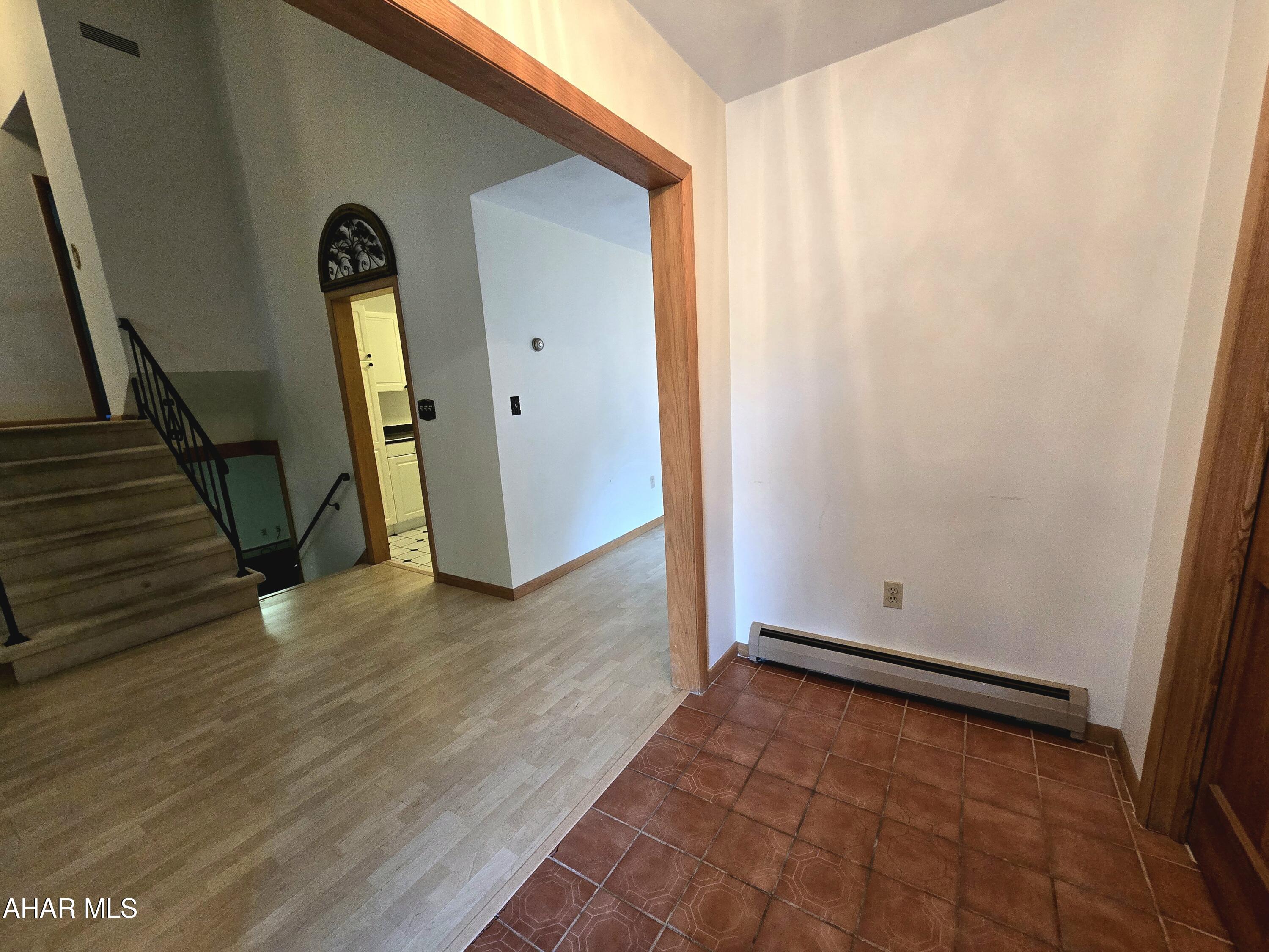 Holiday Manor - Residential