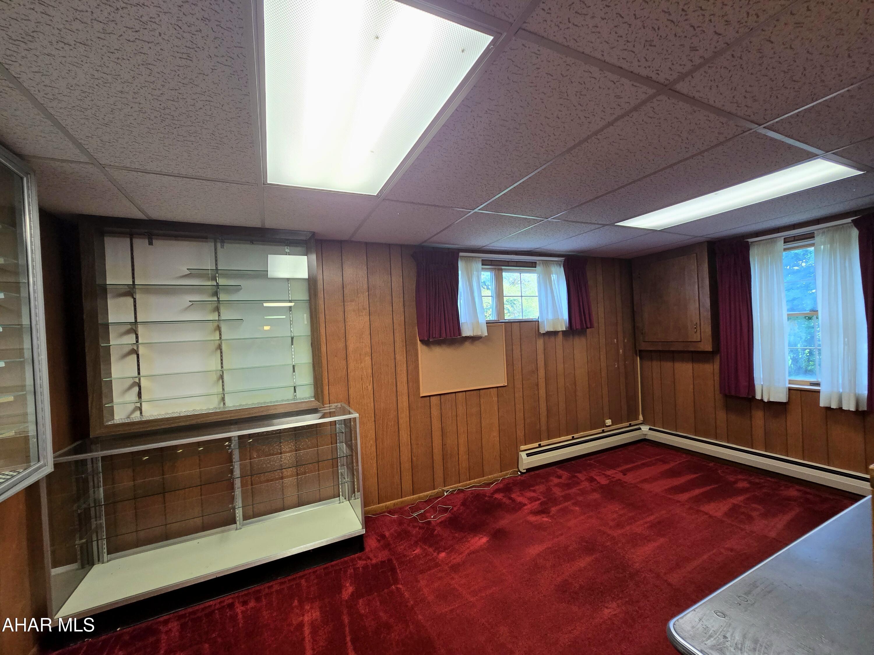 Holiday Manor - Residential