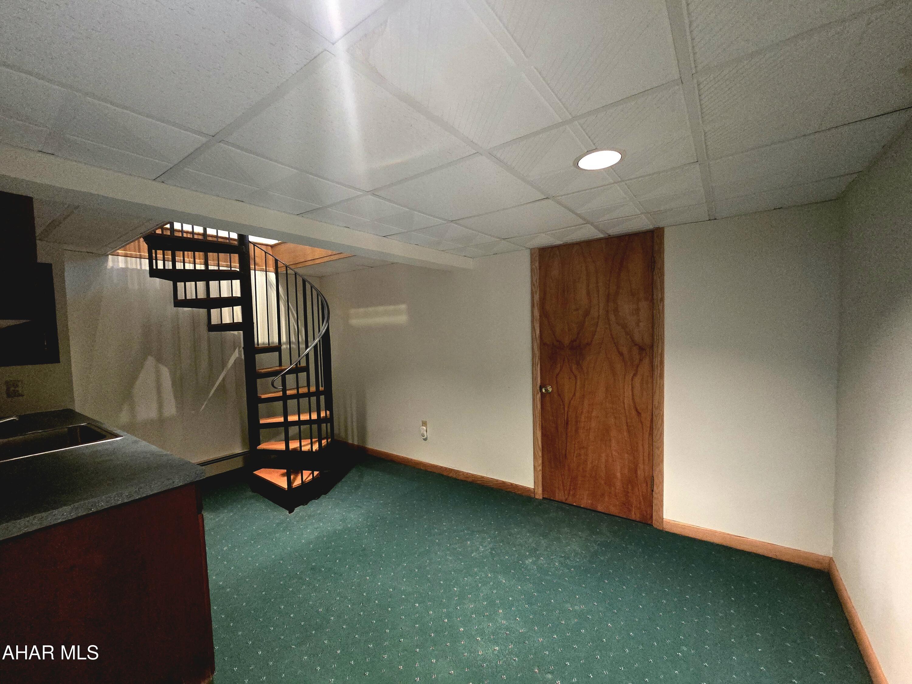 Holiday Manor - Residential