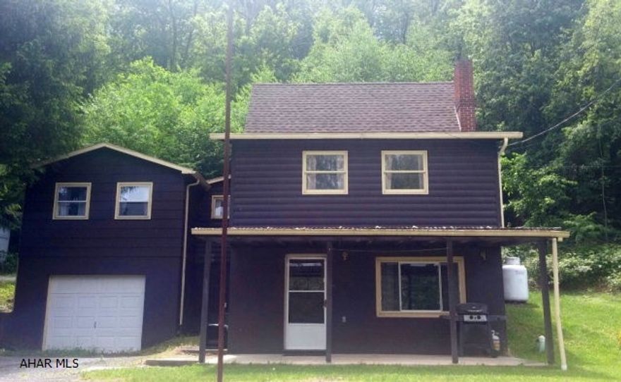 Enjoy the peaceful setting and 3-4 bedrooms and 2 baths! Convenient 2nd floor laundry room plus a bonus room (4th bedroom) on the 3rd floor. Combo heating system and a 1 car oversized heated garage. Walk out your door and fish!