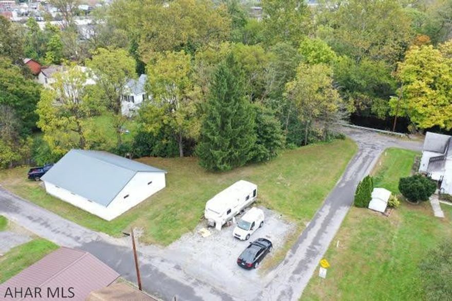 This is an approx 0.19 acre lot located in Hollidaysburg Borough.  This lot has city water, city sewer, natural gas, and electric available for building.