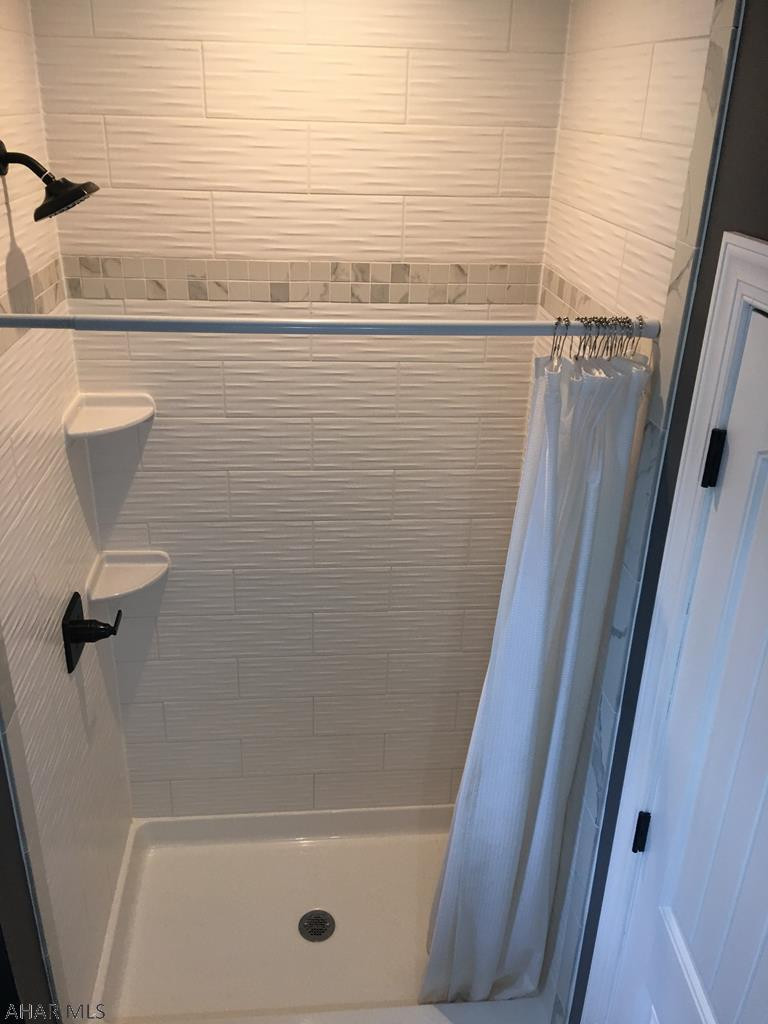 Scotch Valley - Residential