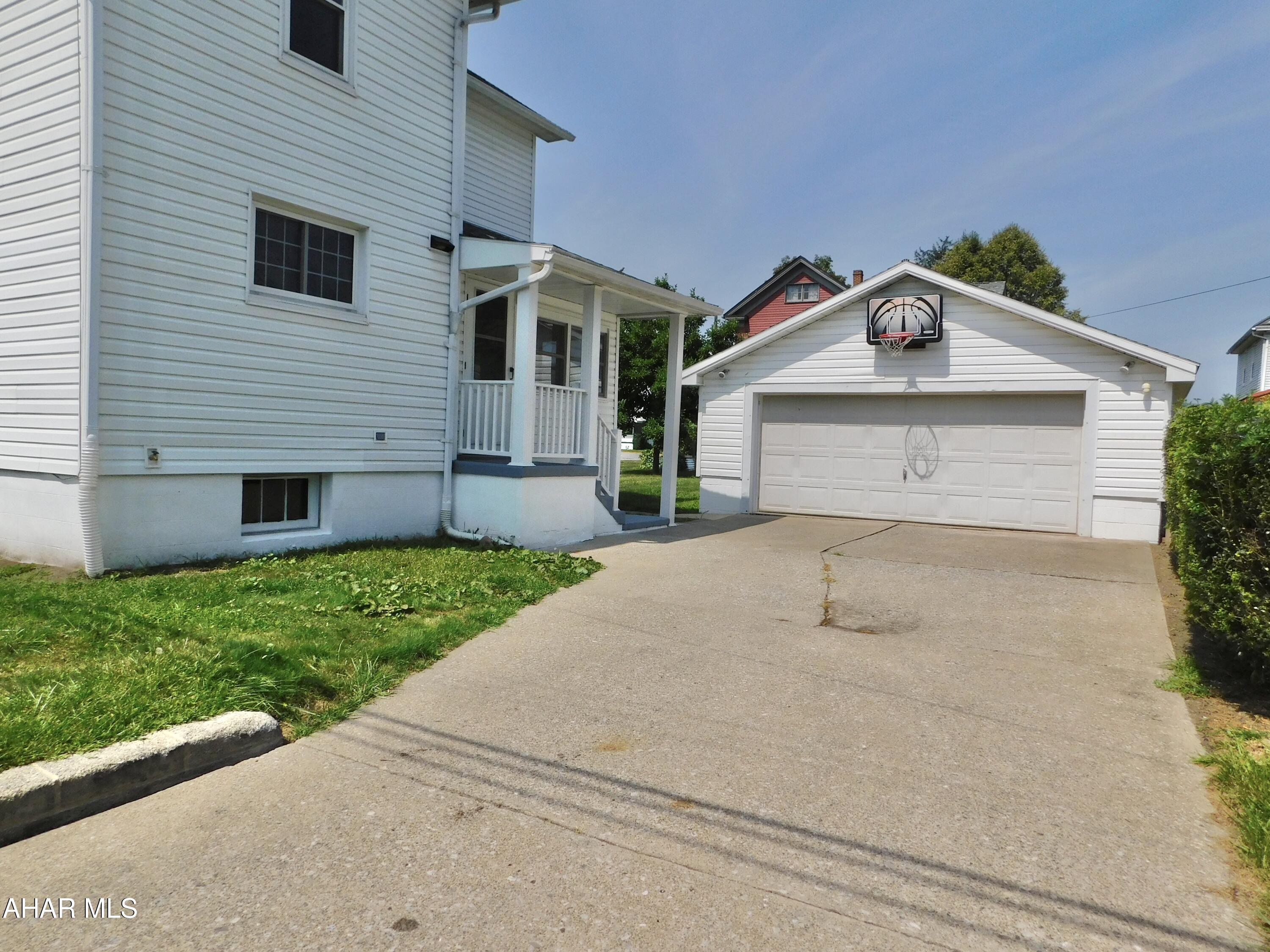 Bellwood Boro - Residential