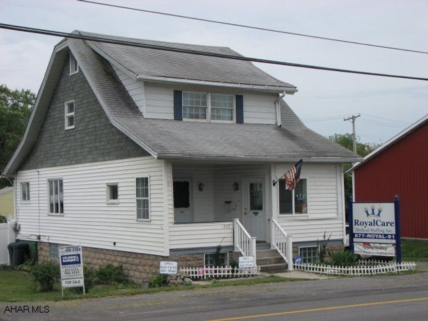 This completely renovated home has gone through a complete makeover  Renovated kitchen with new appliances, very spacious living area with new carpet/paint/flooring throughout, remodeled full-bath, added vinyl fence providing a private backyard, ample parking due to the large double lot  Great location and close to everything!  As a bonus...it has a separate professional newly remodeled office with its own entrance. Run your business from home or just rent it out for additional income.