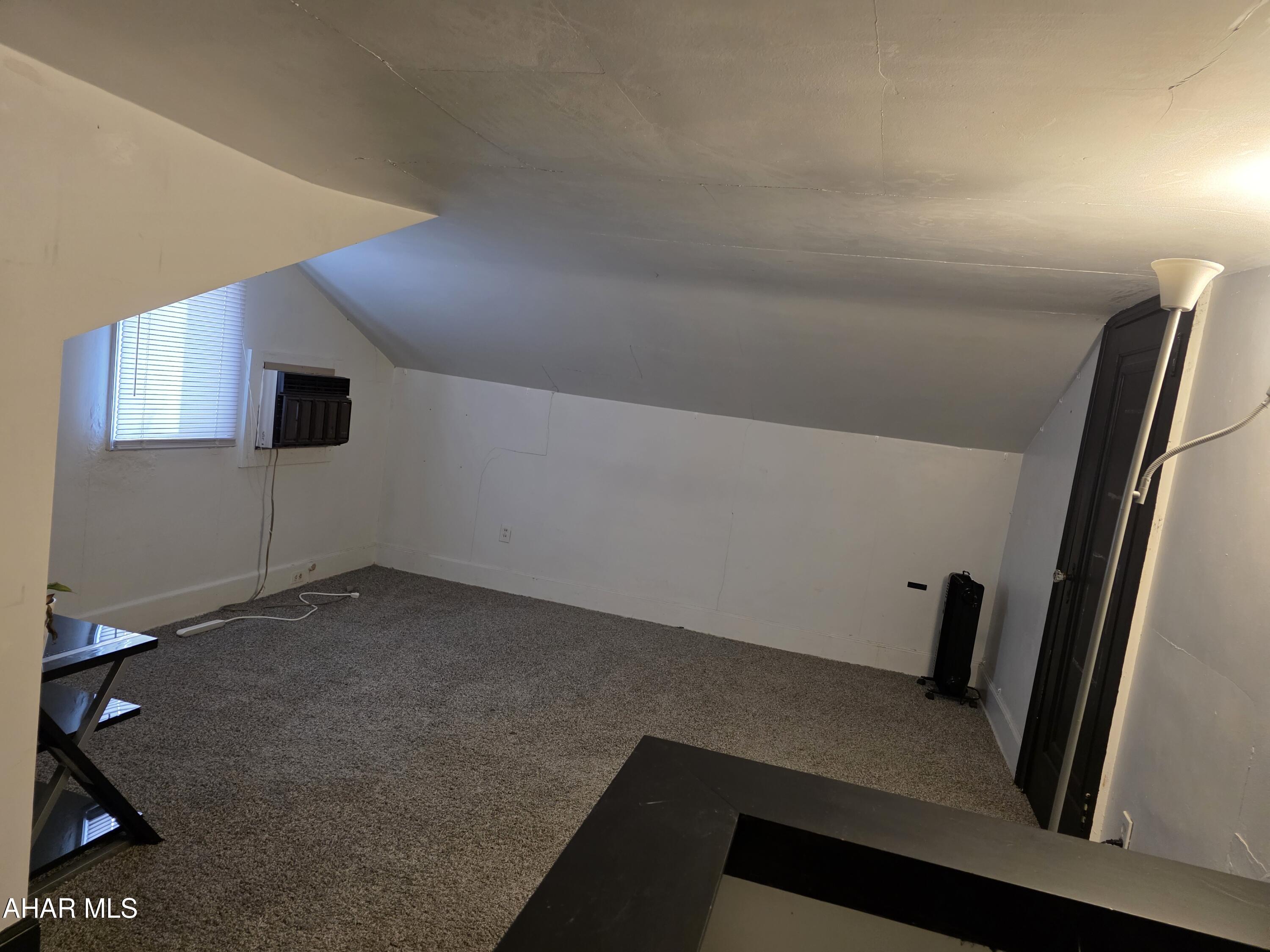 Juniata - Residential