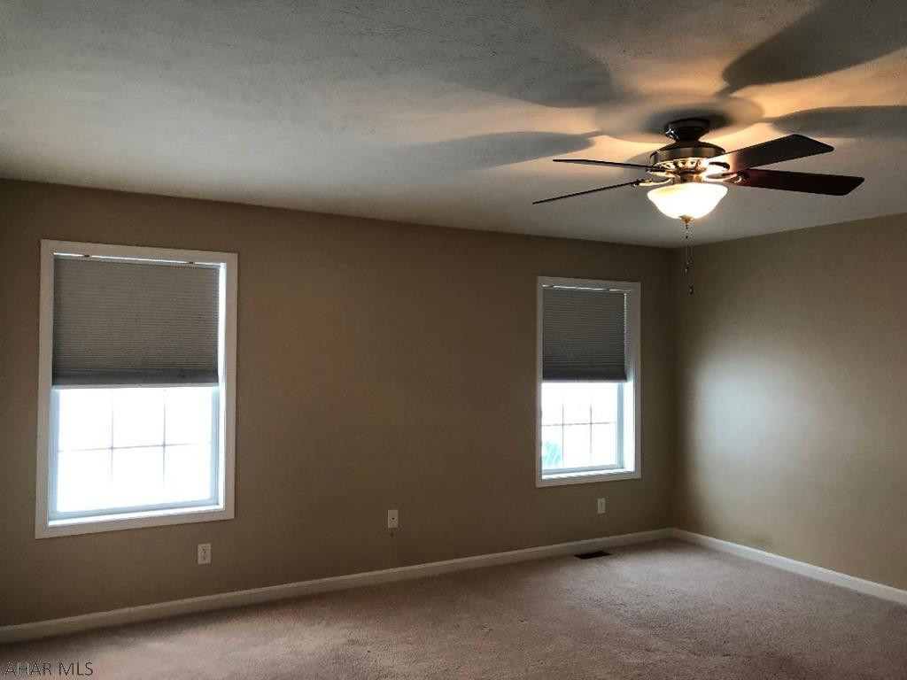 Harvest Glen - Residential