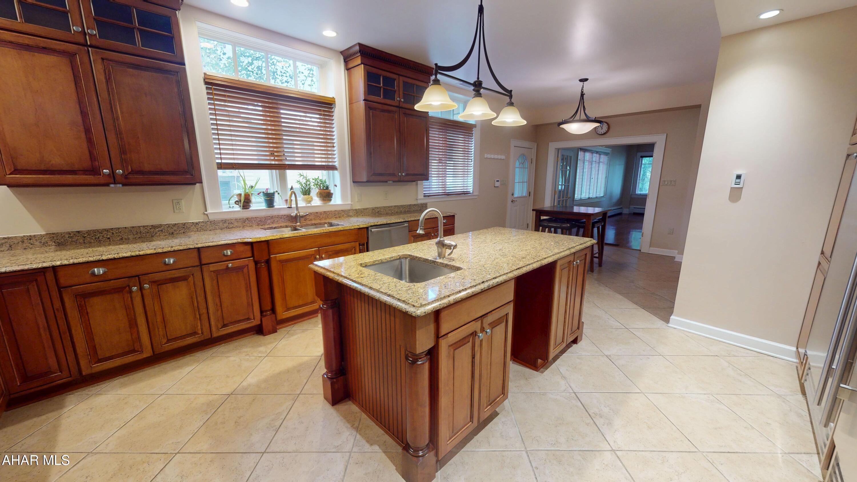 Baker Mansion - Residential