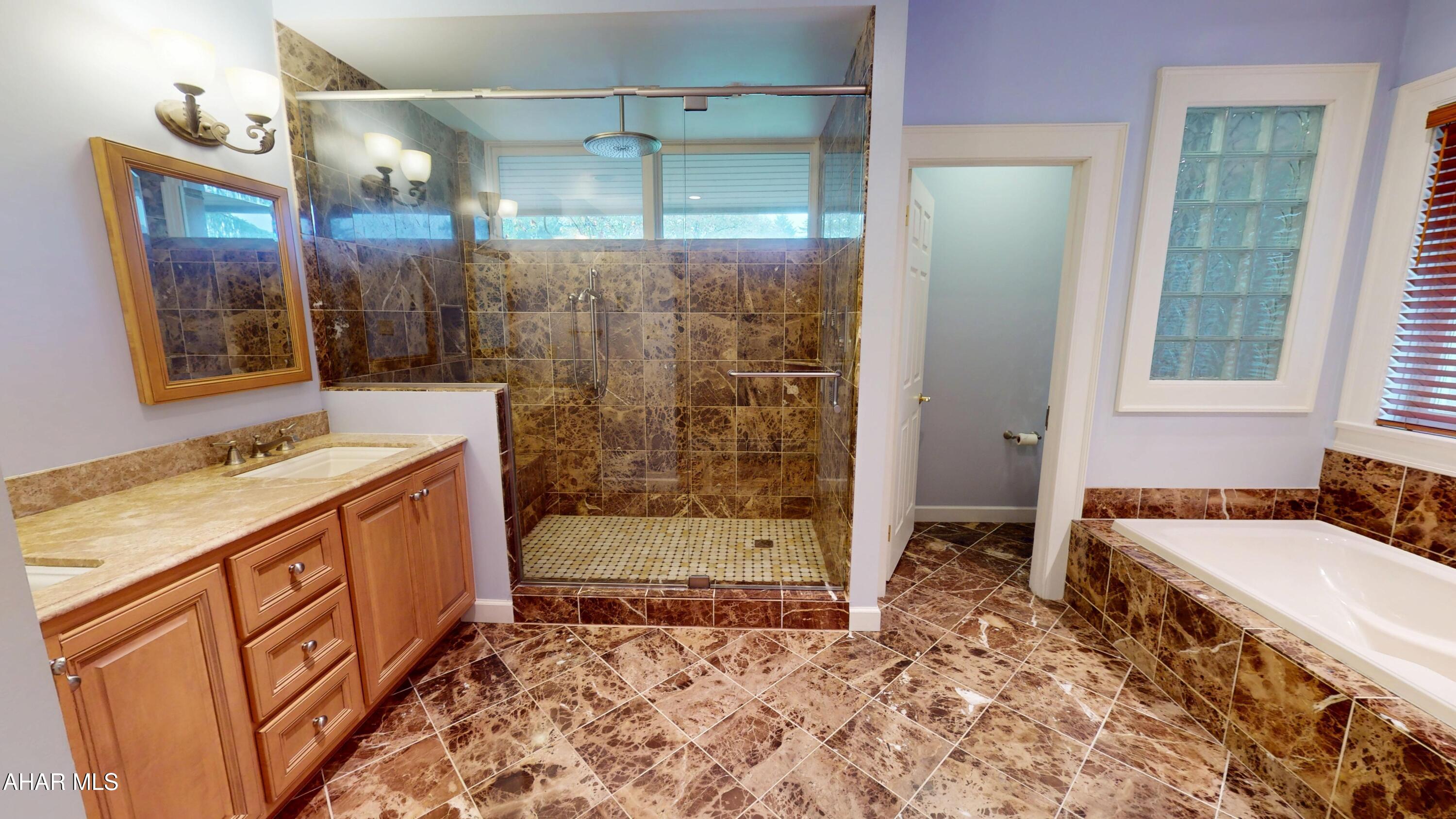 Baker Mansion - Residential