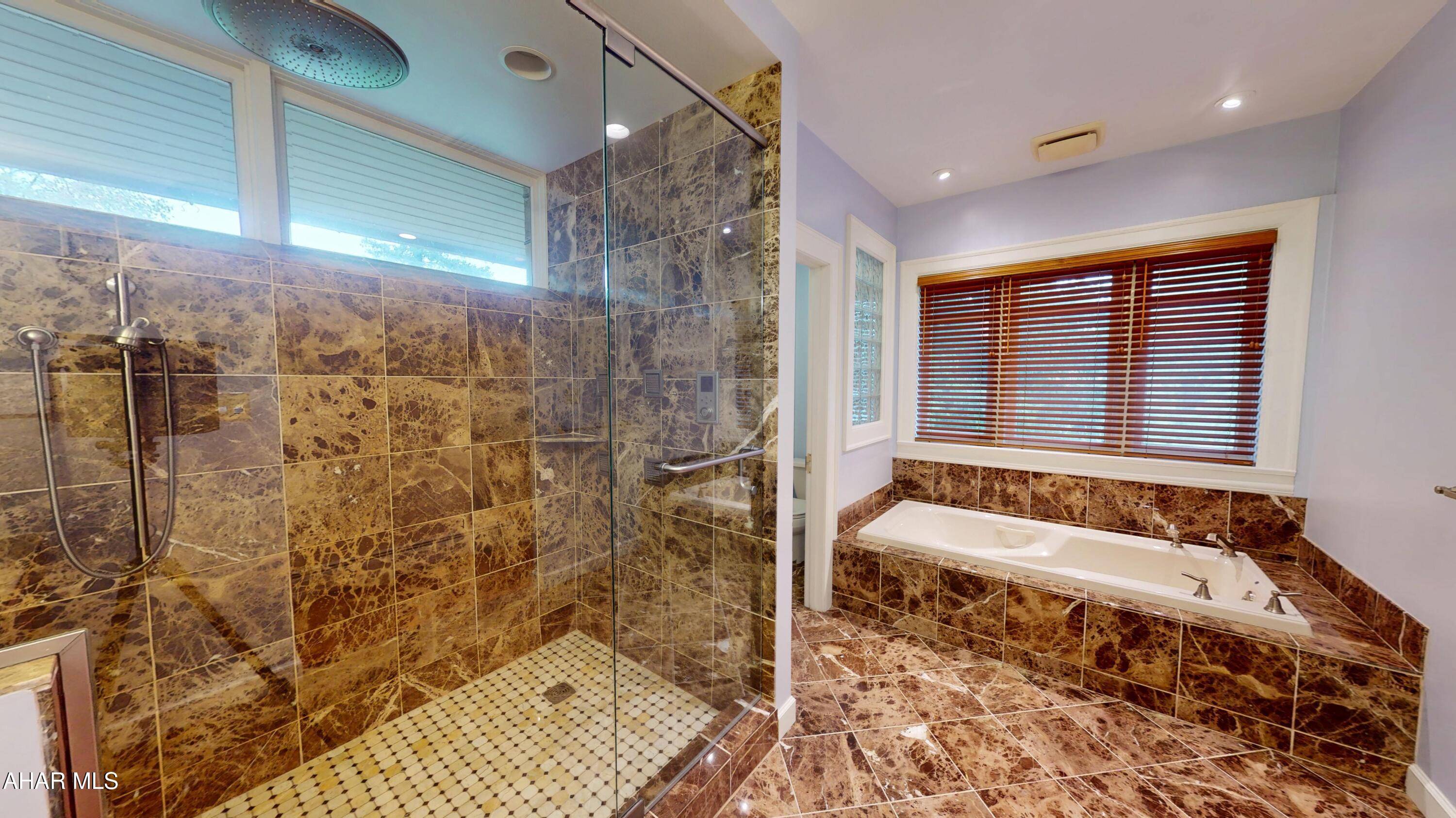 Baker Mansion - Residential