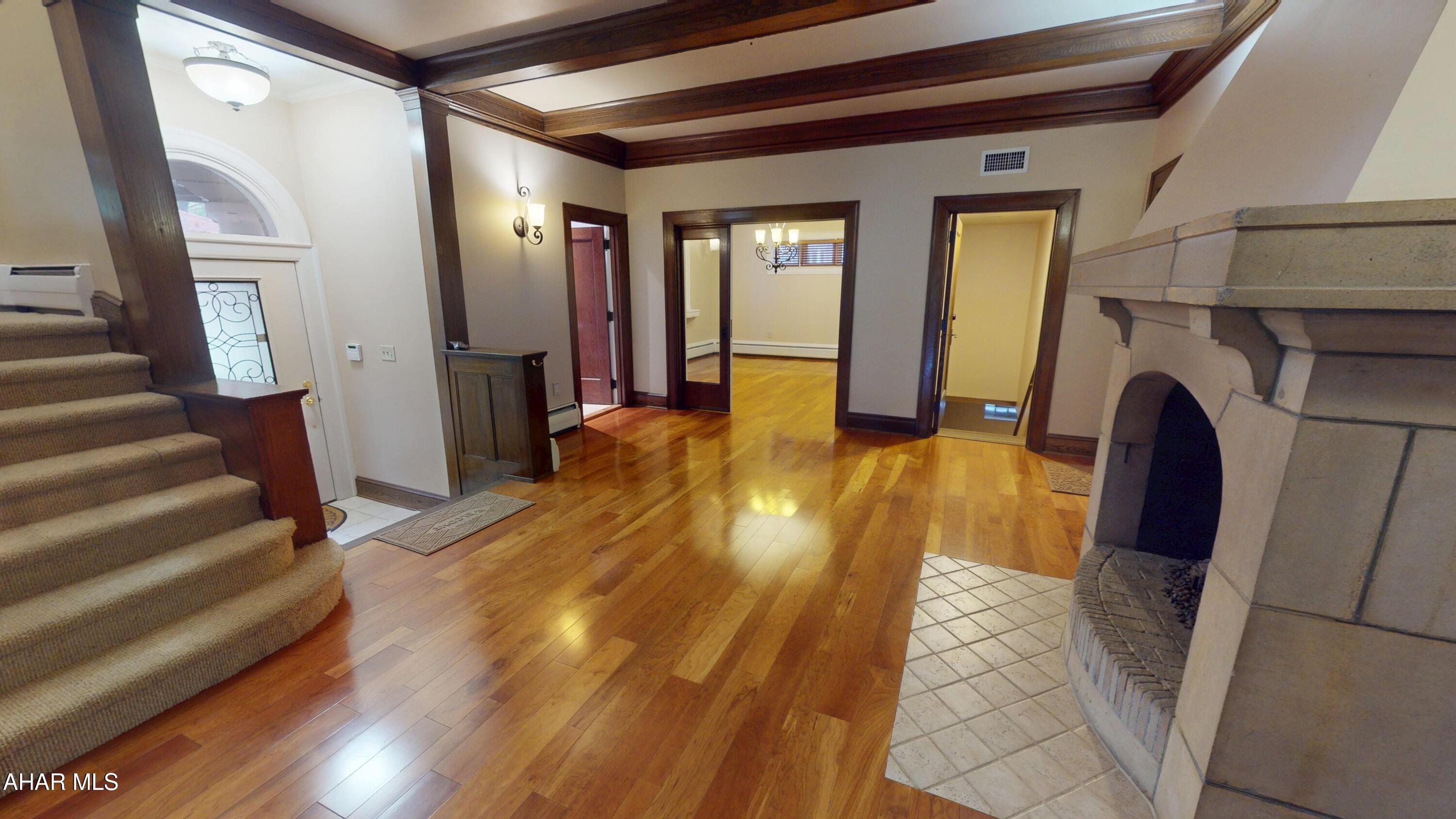 Baker Mansion - Residential