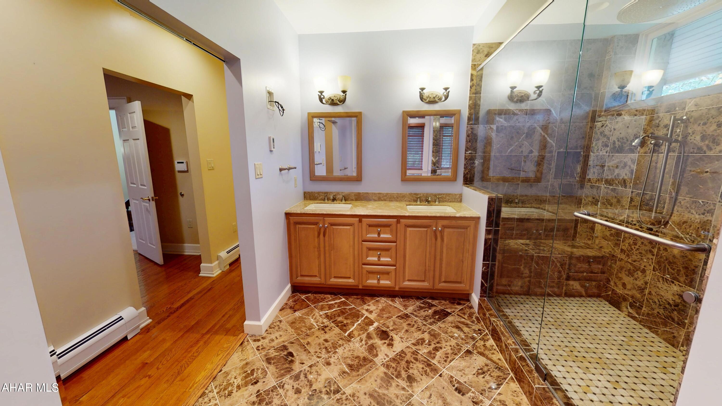 Baker Mansion - Residential