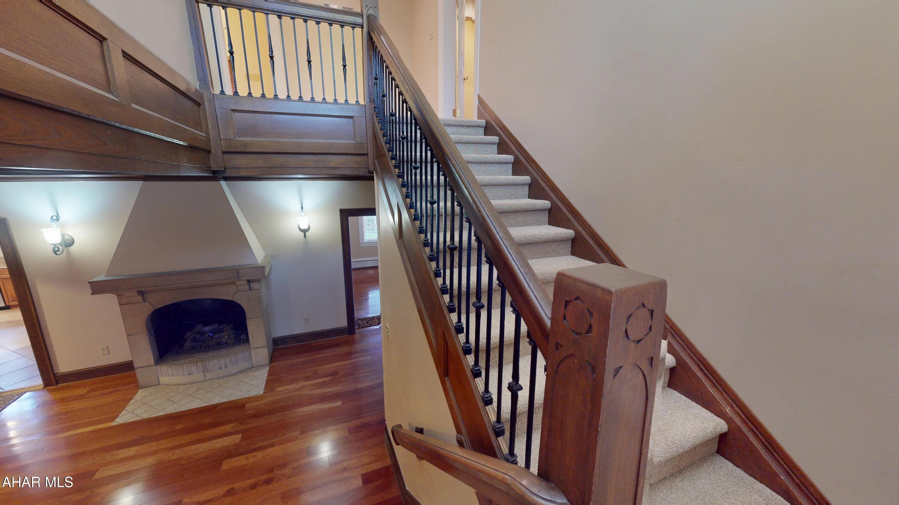 Baker Mansion - Residential