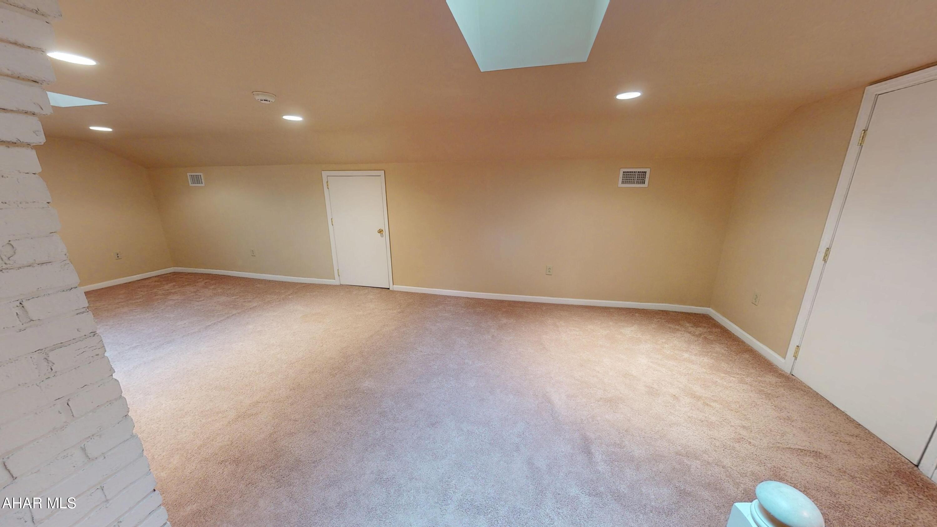 Baker Mansion - Residential