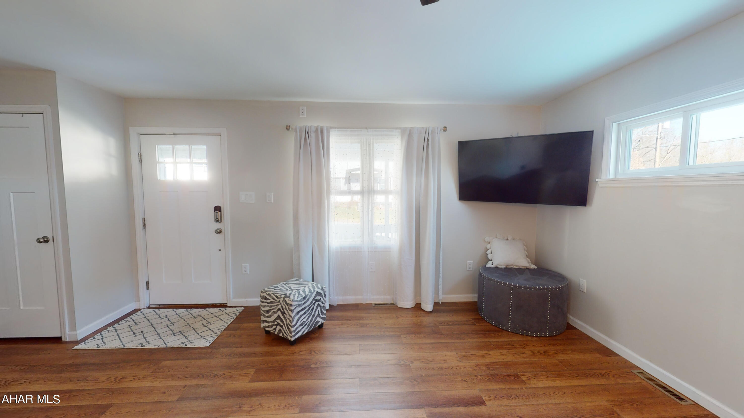 Juniata Gap - Residential