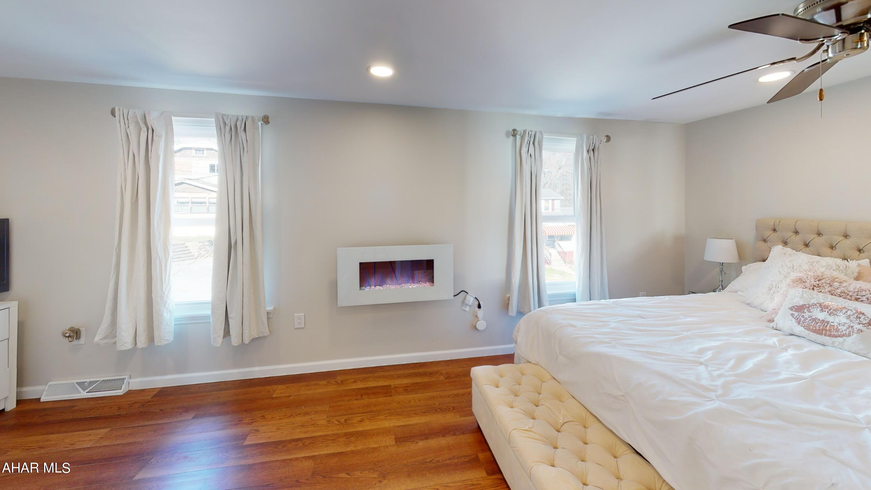 Juniata Gap - Residential