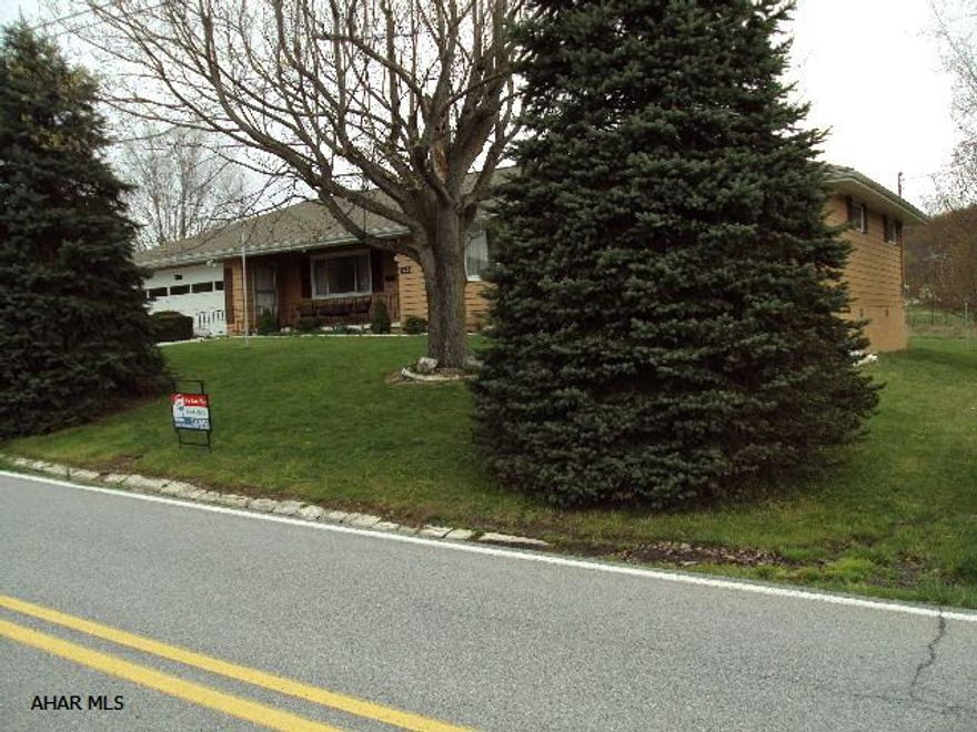 Very nice 2 bedroom ranch on large lot with heated workshop. Possibility of converting home to 3 bedrooms if needed. Newer wall oven, stove top and microwave. Roof is 4 years old. Exterior painted in fall of 2011. Well maintained, new maintanence free front and rear porches. Hollidaysburg Schools.