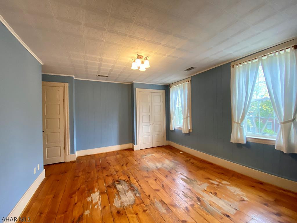 Unknown - Commercial Sale