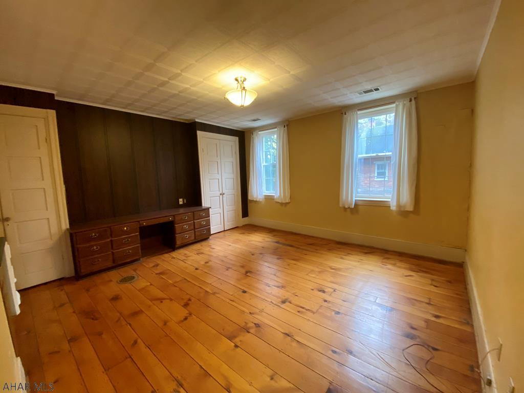 Unknown - Commercial Sale