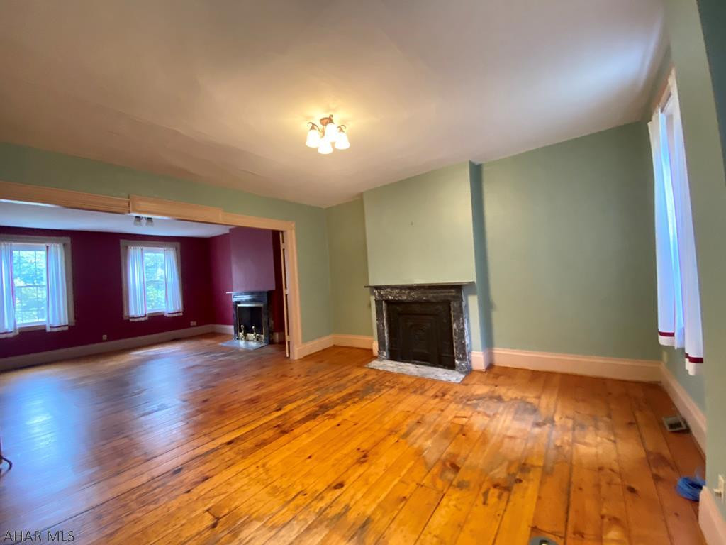 Unknown - Commercial Sale