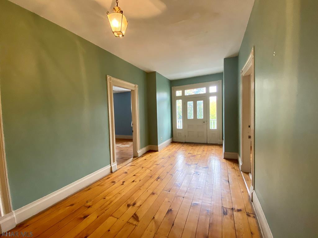 Unknown - Commercial Sale