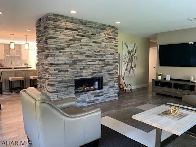 Barclay - Residential