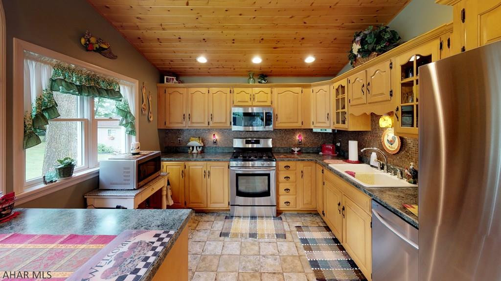 Lakemont - Residential