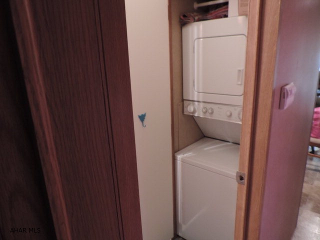 Glendale Yearound - Residential