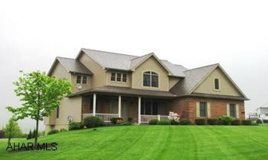 LOWER LEVEL WALK-OUT-FINISHED (COULD BE IN-LAW SUITE), ROOMY & BRIGHT. BETTER THAN NEW, WELL MAINTAINED & SUPER CLEAN. ENLARGED 2-TIER DECK, ZONED HEATING AND COOLING. LOWER LEVEL WALK-OUT-FINISHED (COULD BE IN-LAW SUITE), ROOMY & BRIGHT. BETTER THAN NEW, WELL MAINTAINED & SUPER CLEAN. ENLARGED 2-TIER DECK, ZONED HEATING AND COOLING.