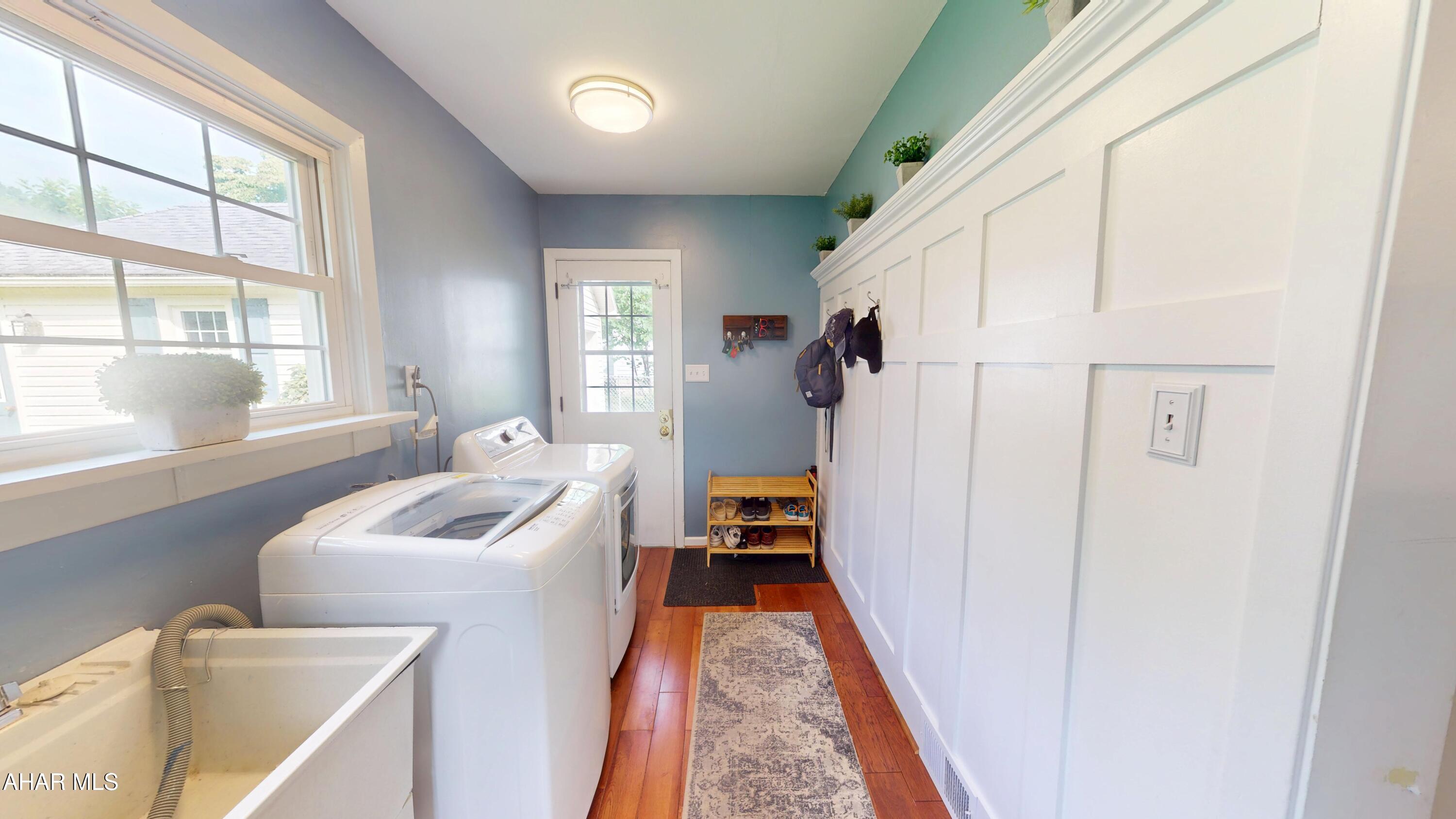 Llyswen - Residential