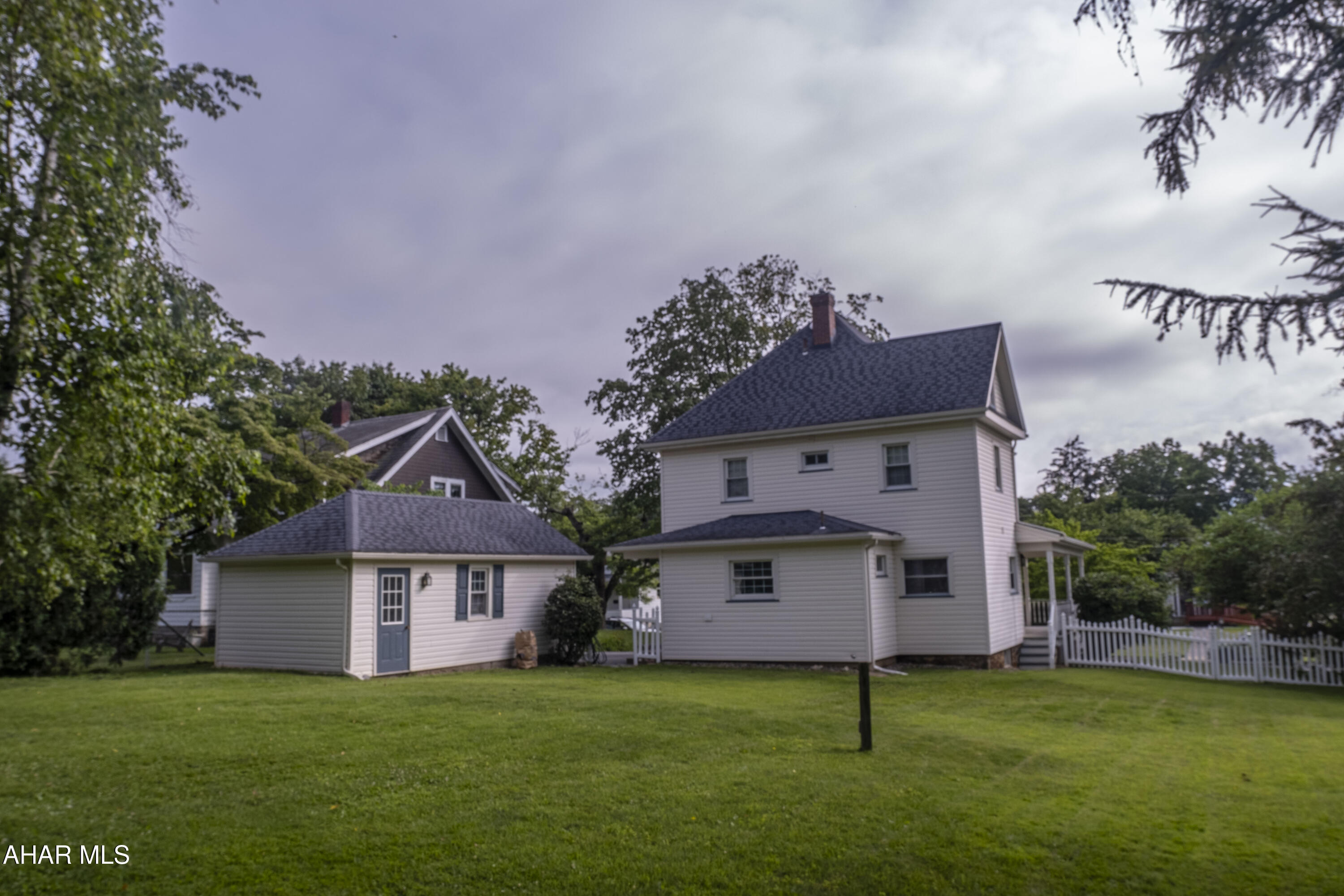 Llyswen - Residential